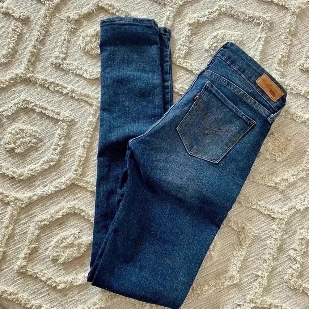 𝅺- LEVIS Demi Curve Modern Rise SKinny Jeans
